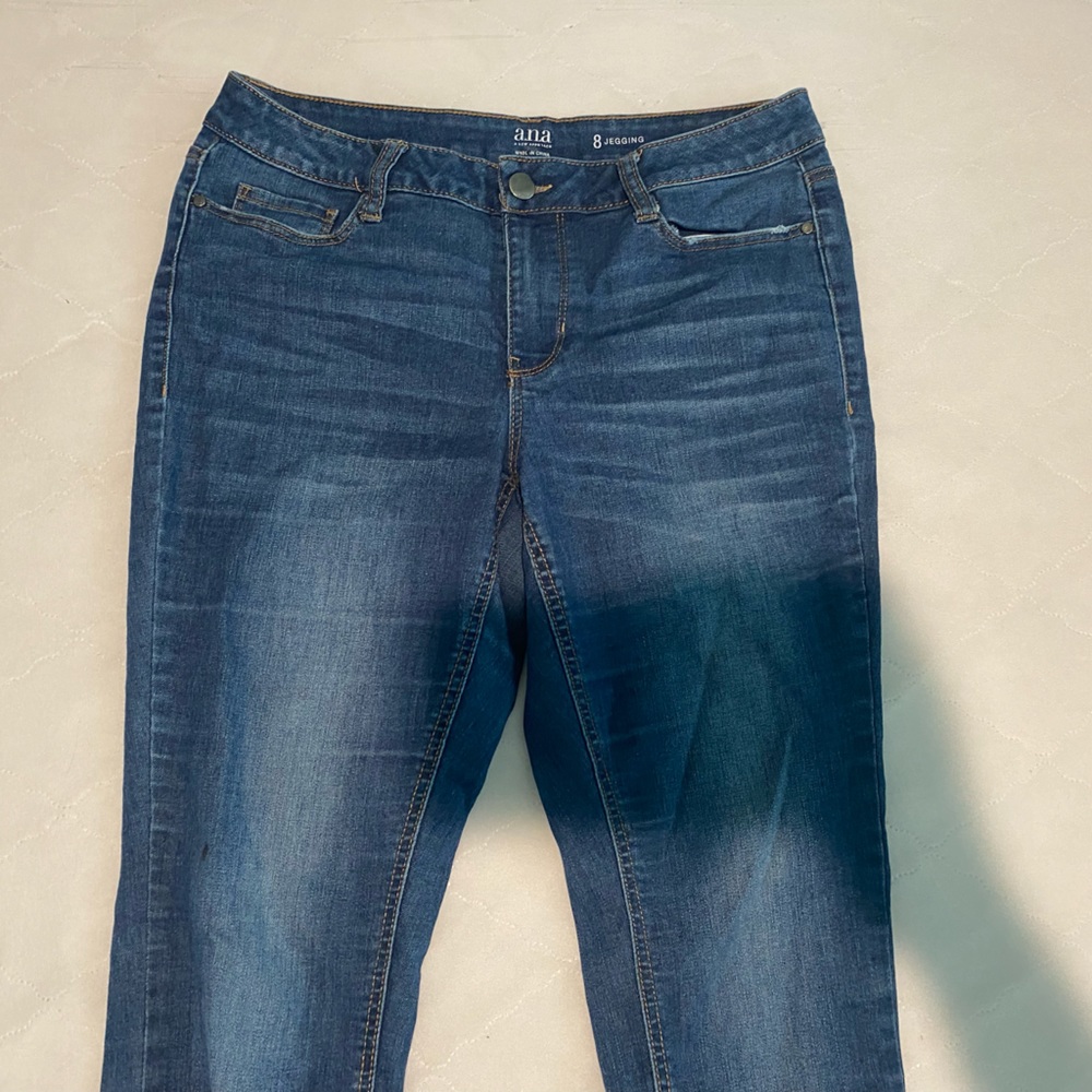 Women’s jeans